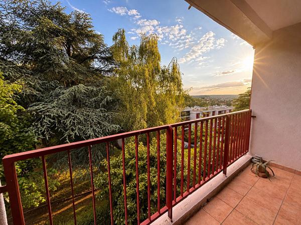 Appartement Palaiseau 3 pièces 64m2 - Stationnement - Cave - RER à 15 min