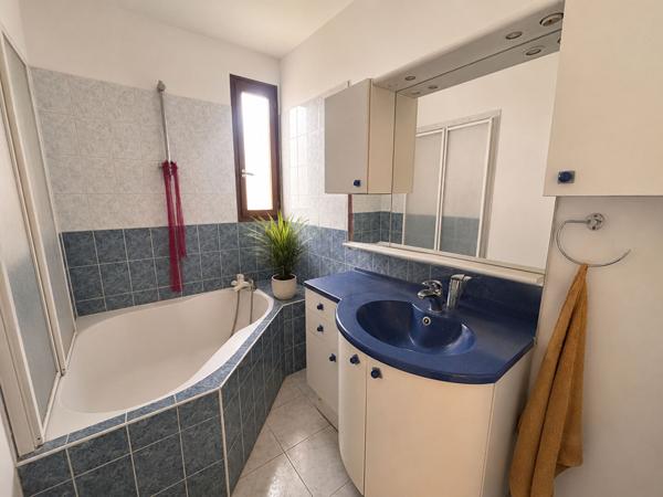 Appartement Palaiseau 3 pièces 64m2 - Stationnement - Cave - RER à 15 min
