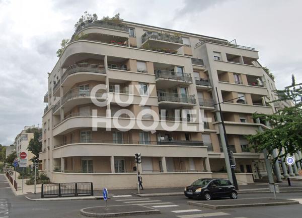 Grand 3 pièces, Centre ville, immeuble 2004