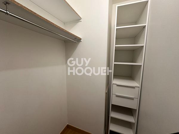 Grand 3 pièces, Centre ville, immeuble 2004