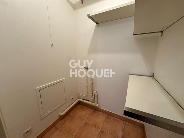 Grand 3 pièces, Centre ville, immeuble 2004