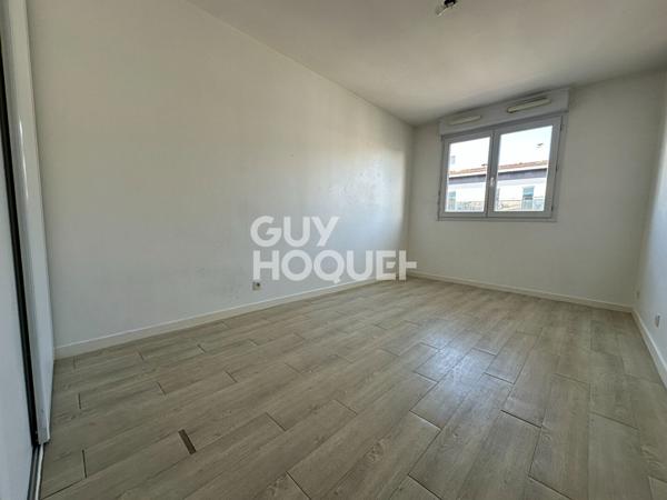 Grand 3 pièces, Centre ville, immeuble 2004