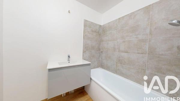 Appartement à vendre 3 pièces 64,21 m² Trappes
