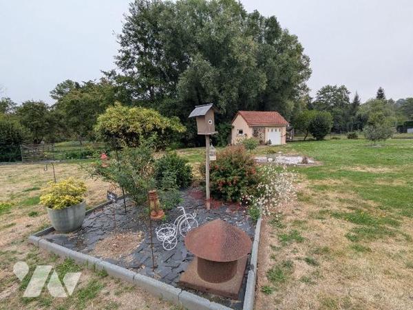 Maison récente de 172 m² à vendre à proximité du centre-ville de Nogent-le-Rotrou

Située à p...