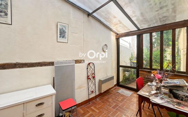 Maison à vendre    5 pièces • 217 m2 Montluçon