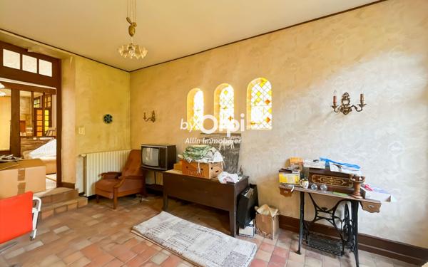 Maison à vendre    5 pièces • 217 m2 Montluçon