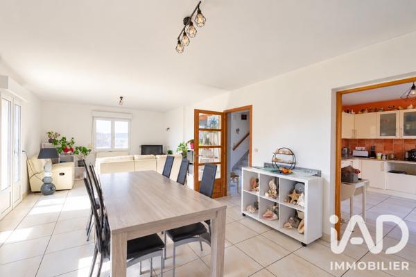 Maison à vendre 6 pièces 150 m² Rochefort-sur-Nenon