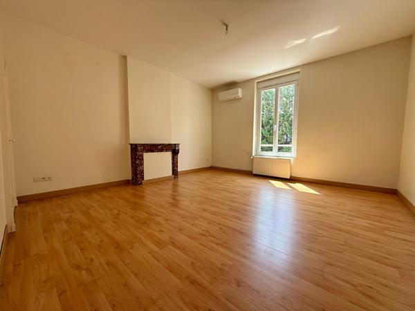 Appartement 4 pièces 156.1 m2