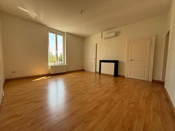Appartement 4 pièces 156.1 m2