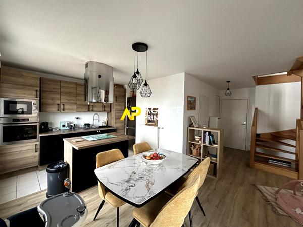 BEZONS _ Duplex _ Appartement 3 pièces €297 150 ** - Référence 4495
