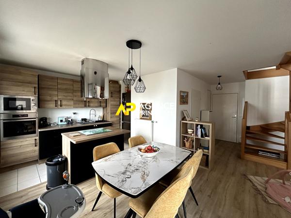 BEZONS _ Duplex _ Appartement 3 pièces €297 150 ** - Référence 4495