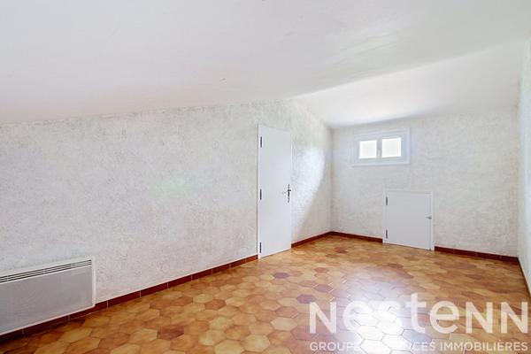A VENDRE Maison 123m² -  4 chambres - avec jardin - au coeur de Taradeau
