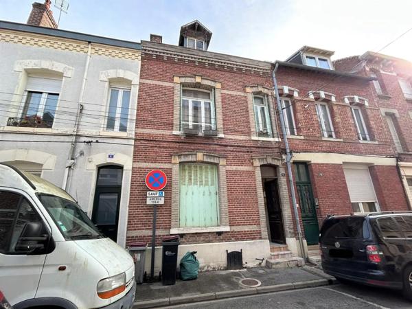 Immeuble à vendre 117m²