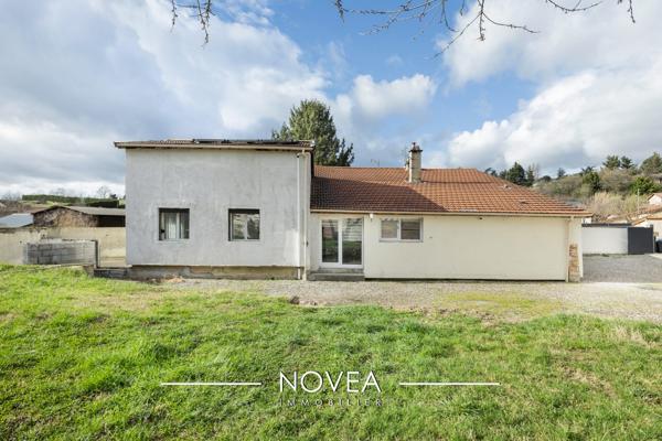 Maison de 185 m2 sur 790 m2 de terrain secteur résidentiel