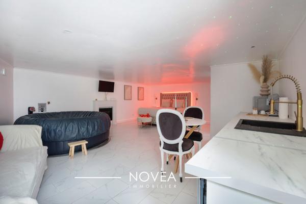 Maison de 185 m2 sur 790 m2 de terrain secteur résidentiel