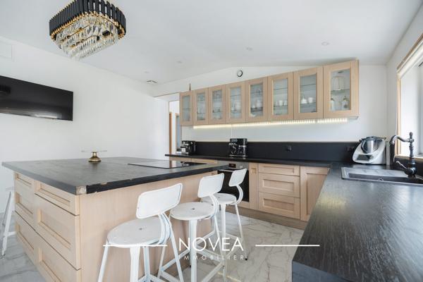 Maison de 185 m2 sur 790 m2 de terrain secteur résidentiel