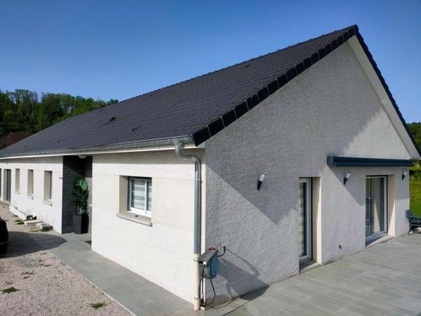Maison neuve contemporaine  à 5 MIN  de Lons Le SAUNIER ( JURA )