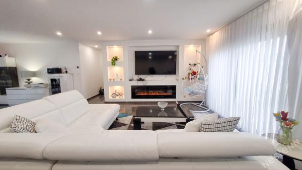 Maison neuve de plain pied 4 chambres, buanderie, jardin
