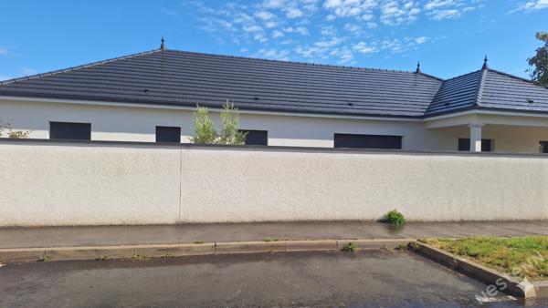 Maison neuve de plain pied 4 chambres, buanderie, jardin