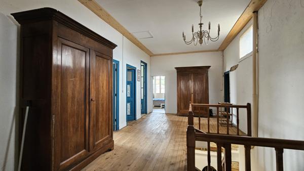 Le Mas-d'Agenais (47430) Grande maison, très lumineuse, 5 chambres, garage.