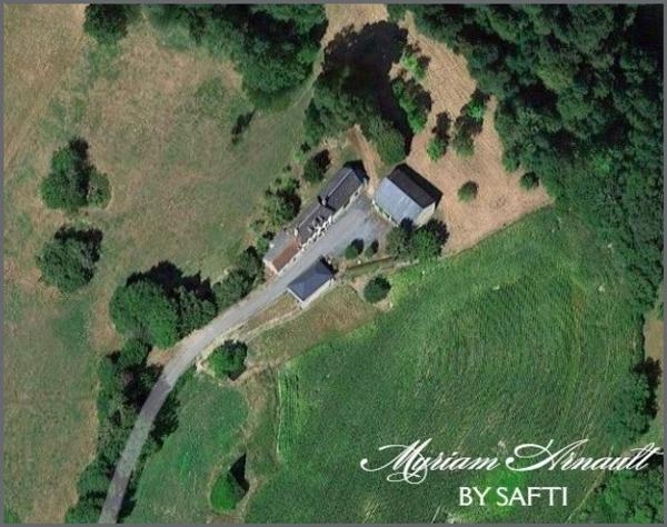 Propriété avec dépendances points d'eau, puits, Terrain d'environ 6 ha