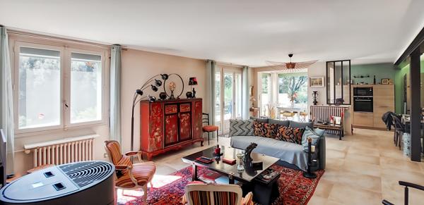 Uzès (30700) A vendre, belle villa à seulement 6 minutes d'Uzès