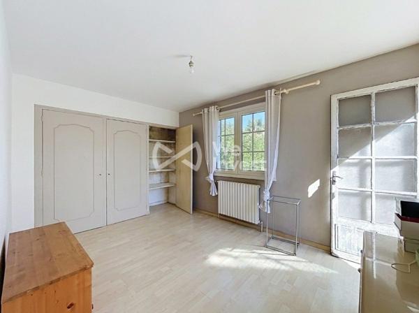 VILLA T6 LATTES CENTRE - FORT POTENTIEL POUR INVESTISSEUR OU PROJET DE RENOVATION