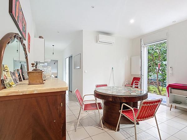 À vendre : Appartement 3 pièces 64 m2 + Jardin 120 m2 à Marseille - Secteur Bon Secours