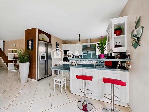 Propriété d’exception avec piscine sur les hauteurs de Loire-sur-Rhône