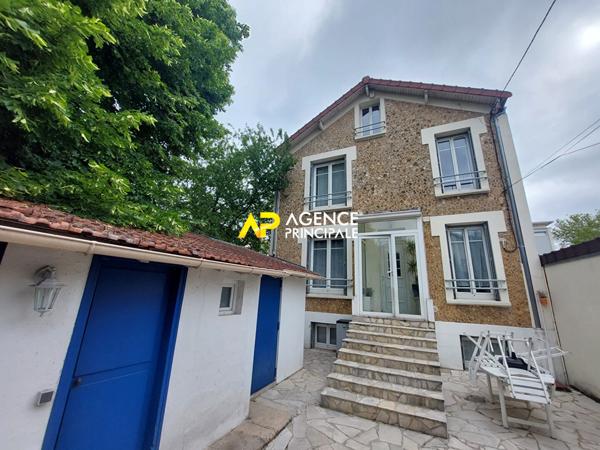 Maison Bezons €365 000 ** - Référence 4380