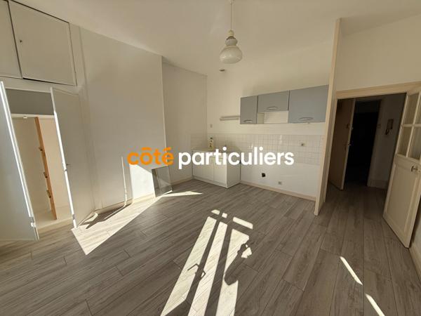 Vente Immeuble250 m² - 10 Pièces - SAINT AMAND MONTROND (18200)
