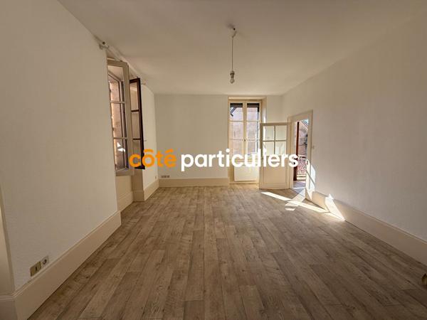 Vente Immeuble250 m² - 10 Pièces - SAINT AMAND MONTROND (18200)