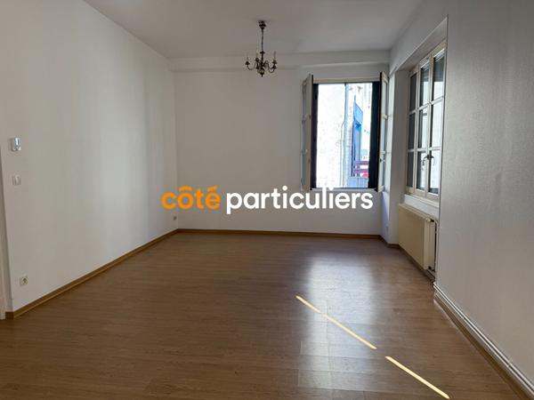 Vente Immeuble250 m² - 10 Pièces - SAINT AMAND MONTROND (18200)