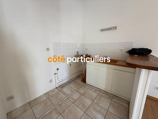 Vente Immeuble250 m² - 10 Pièces - SAINT AMAND MONTROND (18200)