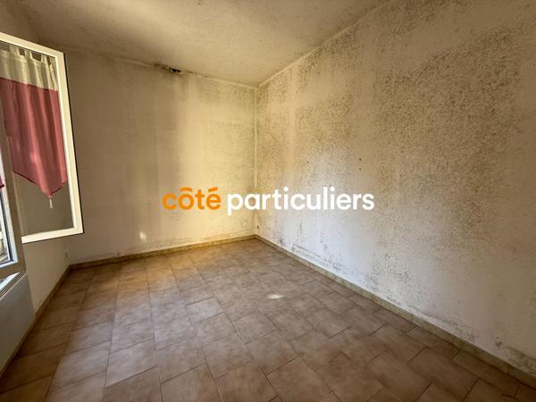Vente Immeuble250 m² - 10 Pièces - SAINT AMAND MONTROND (18200)