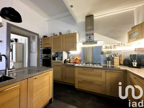 Maison de ville 9 pièces de 200 m² à Saint-Brieuc (22000)