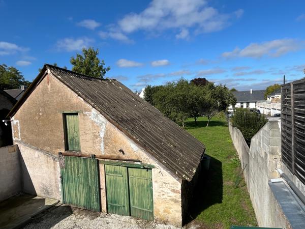 La Chapelle-sur-Erdre (44240) LA CHAPELLE SUR ERDRE A RENOVER EN MAISON 68m2