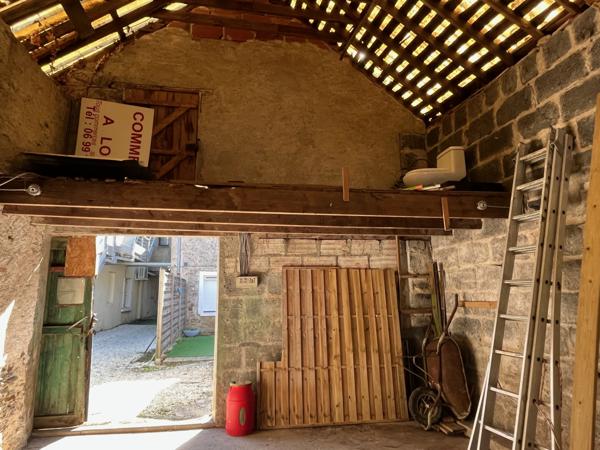 La Chapelle-sur-Erdre (44240) LA CHAPELLE SUR ERDRE A RENOVER EN MAISON 68m2