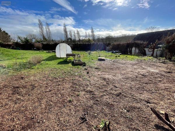 Terrain à Batir à vendre à Lannion dans les Côtes-d'Armor (22300), ref : A16