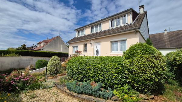 Maison Brie Comte Robert 6 pièce(s) 125 m2