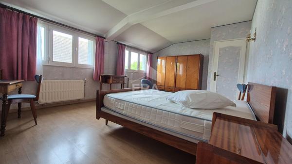 Maison Brie Comte Robert 6 pièce(s) 125 m2