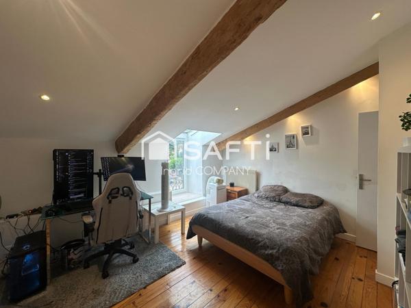 Duplex d'exception-182 m2-Centre ville proche gare