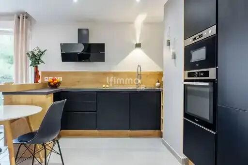 Marseille 8ème / Appartement / Terrasse / Box Garage