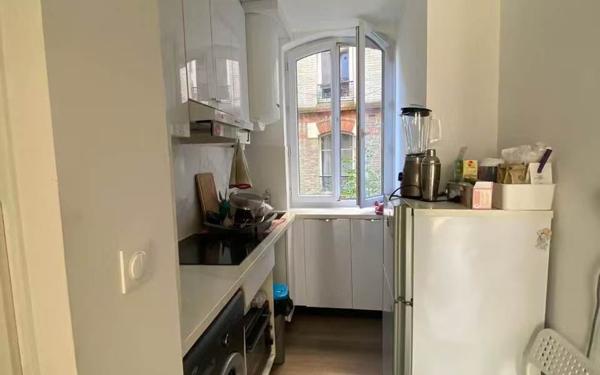 Appartement à vendre    3 pièces •  Paris 18