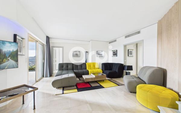 Maison à vendre    4 pièces • 118,04 m2 Mandelieu-la-Napoule