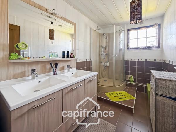 A Vendre Maison de plain-pied – 105 m² environ – Jardin et terrasses – Sans travaux
