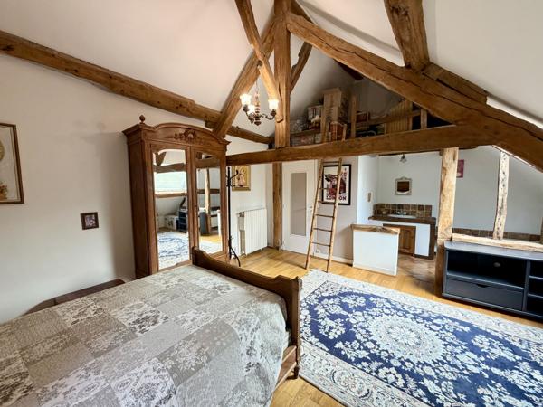 Vente                                                      Maison
                        
                     8 pièces                      280 m2                     à La Ferté-sous-Jouarre