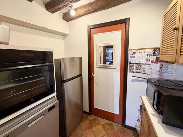 Vente                                                      Maison
                        
                     8 pièces                      280 m2                     à La Ferté-sous-Jouarre