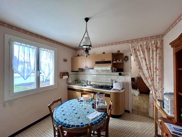 Maison Azay Le Brule 4 pièce(s) 94.30 m2, Azay le brule 79400