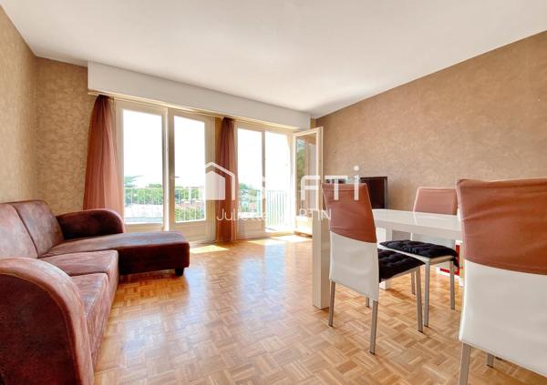 T3 TRAVERSANT – DERNIER ÉTAGE AVEC ASCENSEUR.